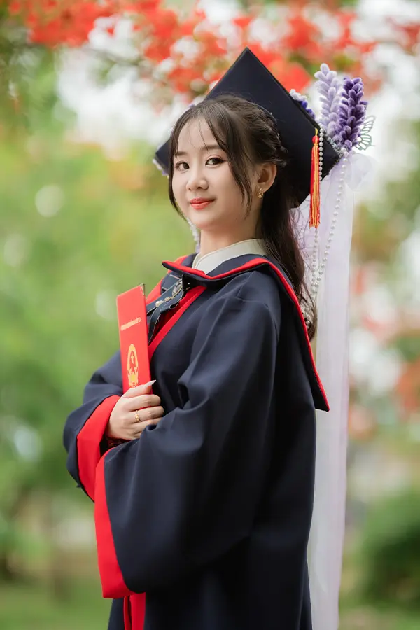 Kỷ yếu tốt nghiệp 4